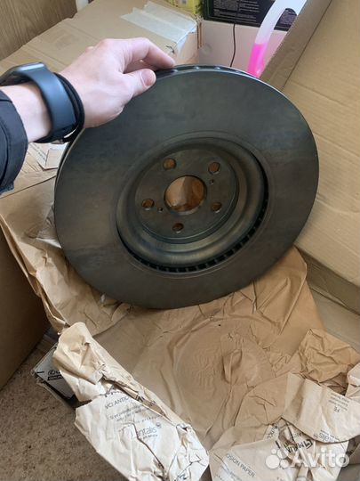 Диск тормозной Lexus LS