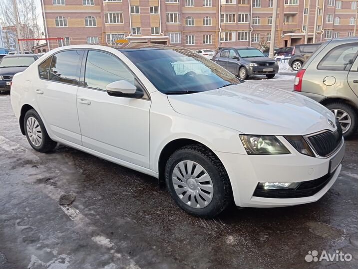 Skoda Octavia 1.6 AT, 2019, 228 000 км