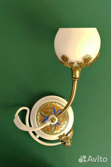 Светильник настенный кованый