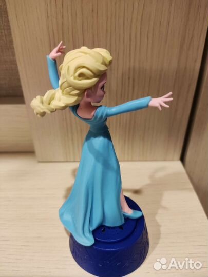 Фигурка Эльза для Яндекс станции