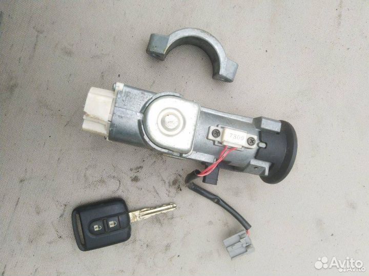 Замок зажигания Nissan Tiida C11 (2004 - 2008)