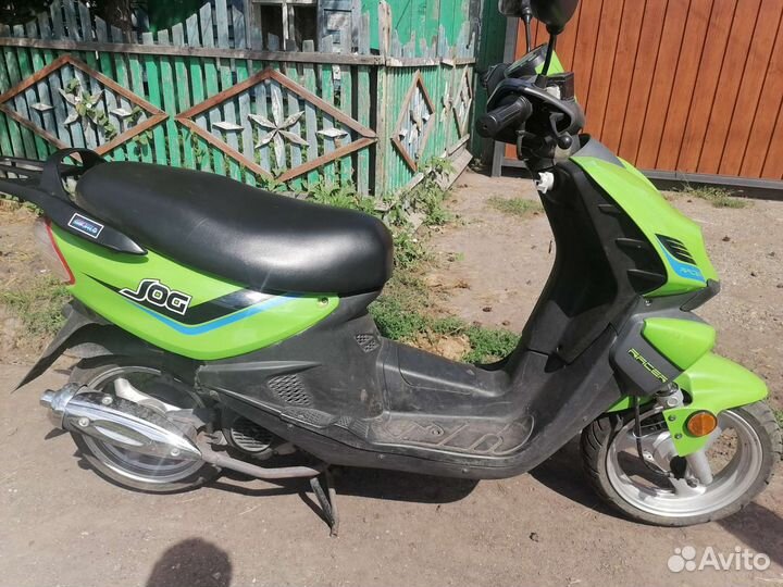 Скутер racer JOG