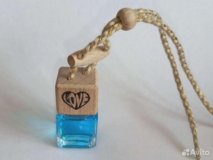 Ароматизатор в машину