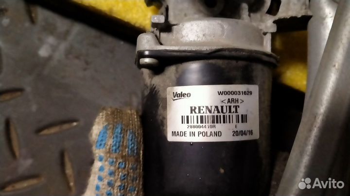 Моторчик стеклоочистителя передний Renault Logan 2