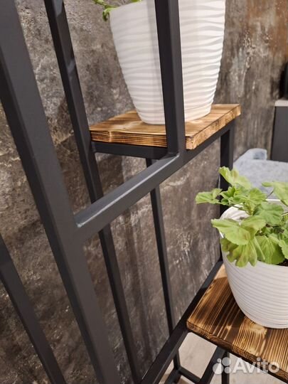 Подставка для цветов напольная металлическая