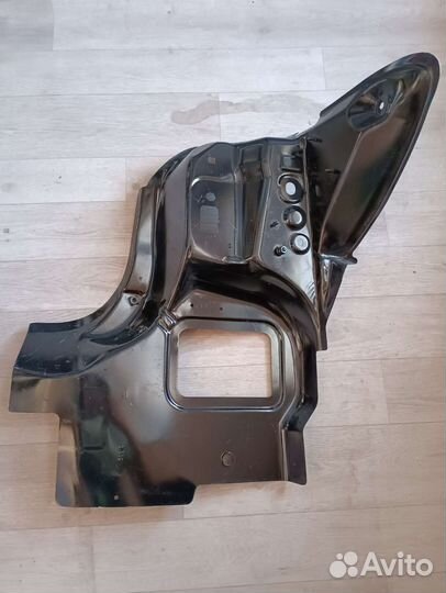 Панель фонаря заднего левого рено логан