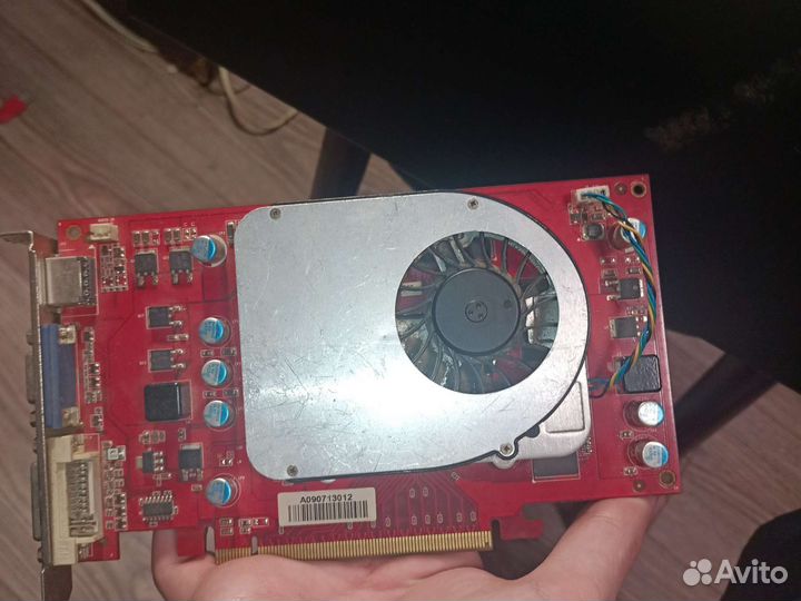 Видеокарта GF9600 1gb