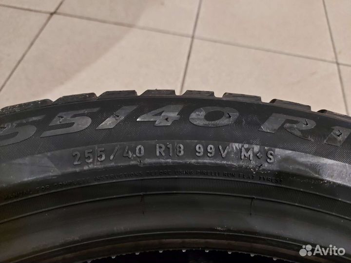 Pirelli Winter Sottozero 3 255/40 R18 99V