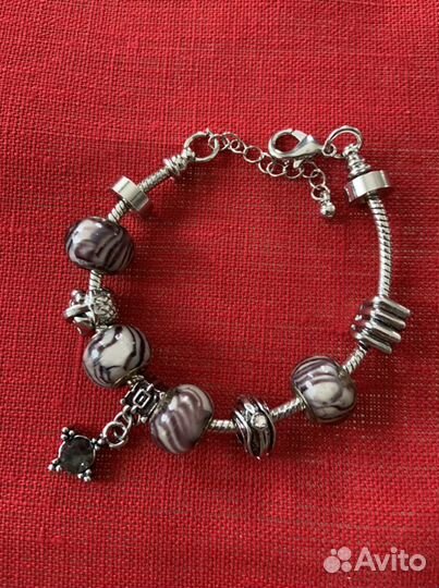 Браслет с шармами подарок