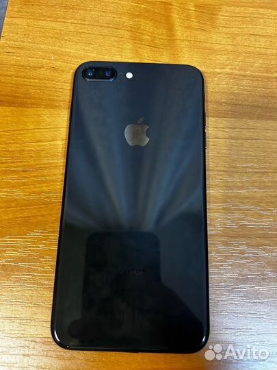 Телефон iPhone 8 plus