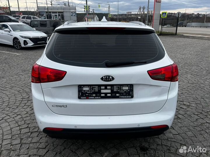 Kia Ceed 1.6 AT, 2018, 93 200 км