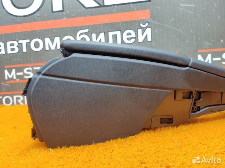 Подлокотник Bmw 5-Series F10 N20B20B 2013