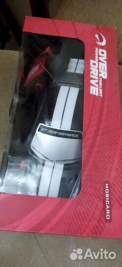 Машина игрушечная на радиоуправлении