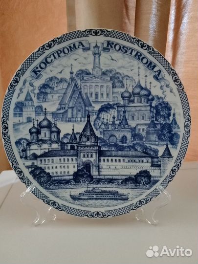 Сувенирные тарелки