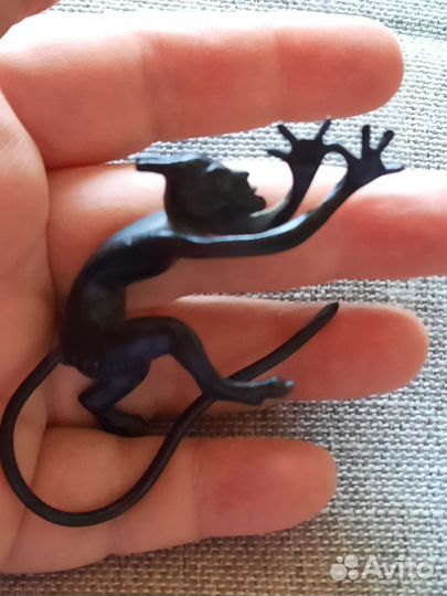 Статуэтка чугун