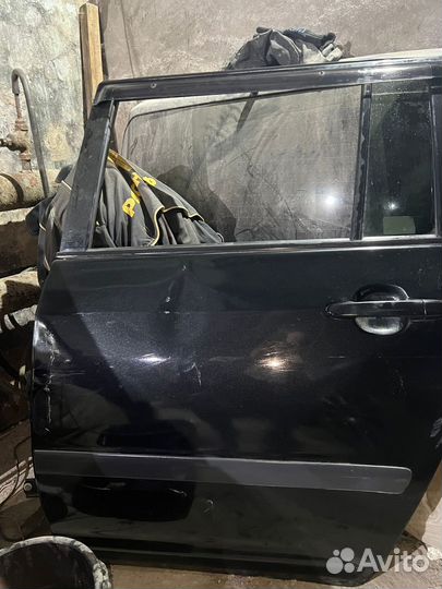 Двери toyota succeed