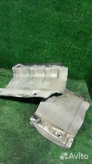 Экран тепловой Renault Logan