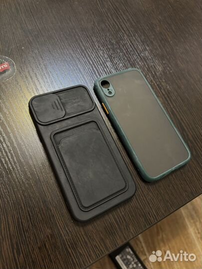 Чехлы на телефон iPhone XR