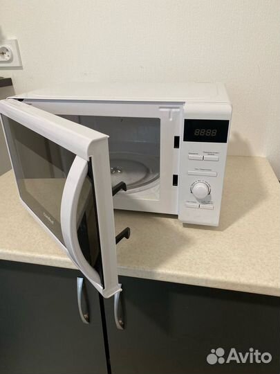Микроволновая печь Comfee