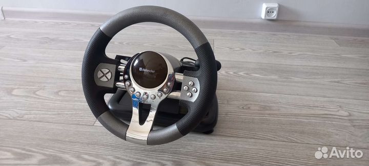 Игровой руль defender forsage gtr