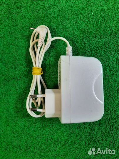 Блок питания 12v - 2a, для нетбуков