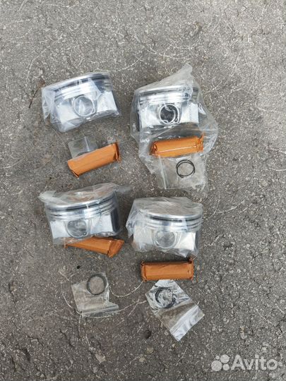 Поршень с пальцем 4шт 2.0 ecoboost