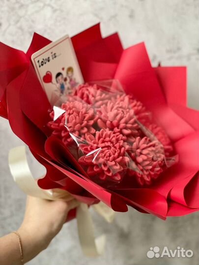 Букет из шоколада подарок на 1 сентября