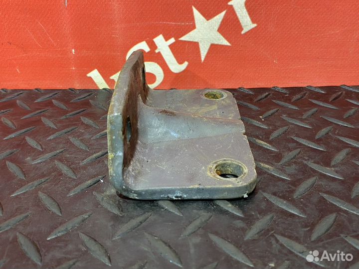 Кронштейн пневмоподушки задней Scania 5-series