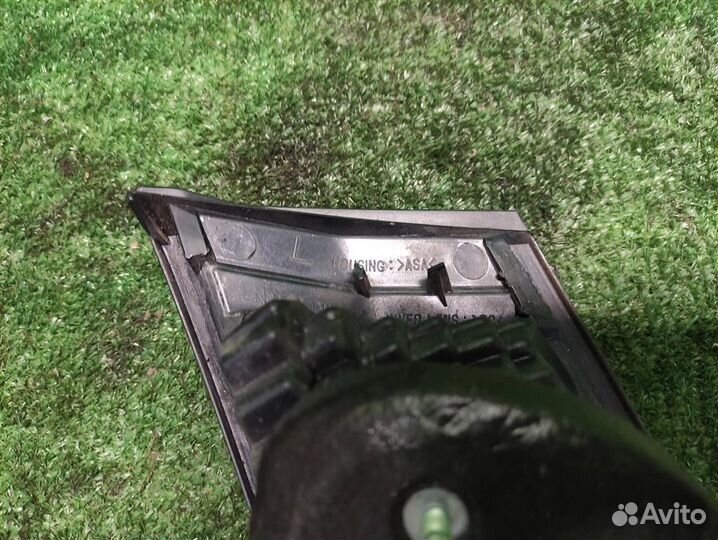 Фонарь задний внутренний левый Honda Civic 5D (FN