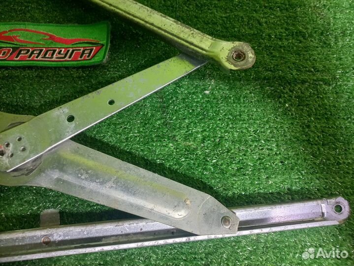 Стеклоподъемник toyota ACT10,ZCT10,ZCT15 OPA