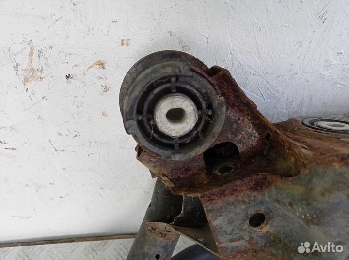 Балка задняя BMW X3 E83