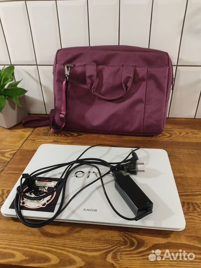 Ноутбук sony vaio i3/4 Gb