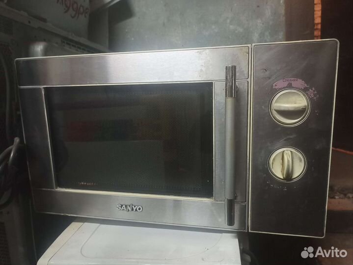Свч Sanyo в разборе. EM-G1073V
