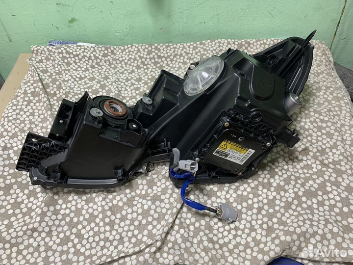 Фара lexus gs III правая