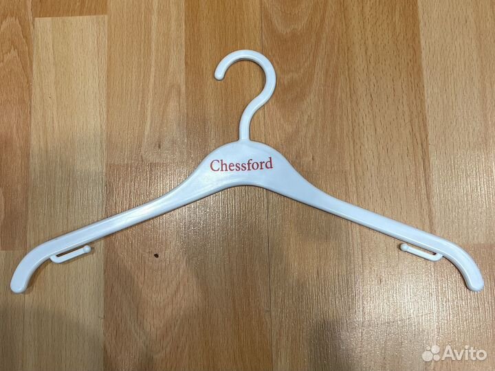 Вешалки плечики пластиковые