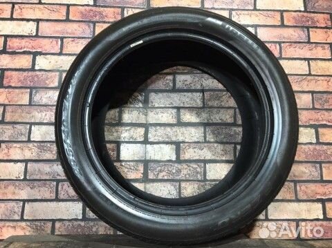 Pirelli P Zero 295/40 R21