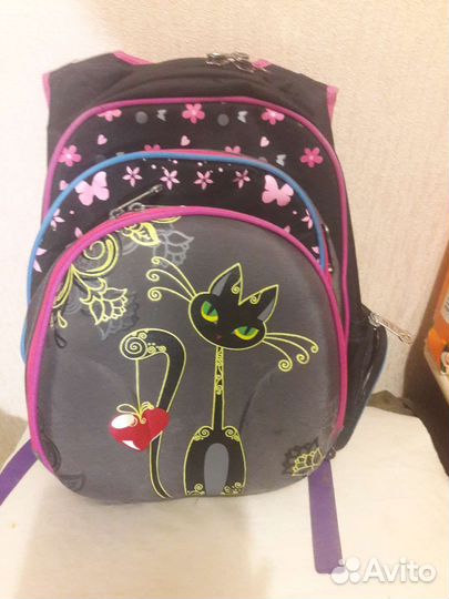 Рюкзак школьный