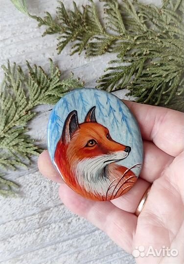 Брошь ручной работы с худ.росписью лиса