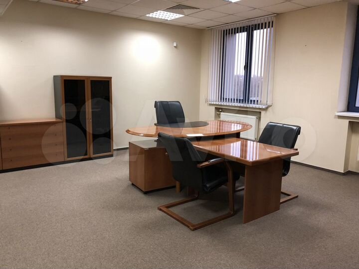 Продажа нежилого здания, 4227.6 м²