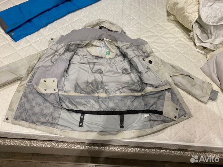 Спортивный костюм женский