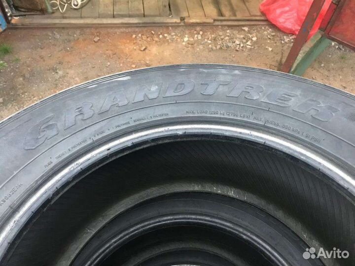 Dunlop Grandtrek AT1 285/60 R18