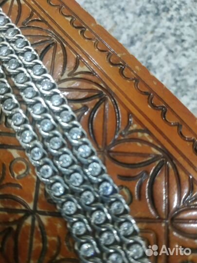 Серебряный браслет крестик