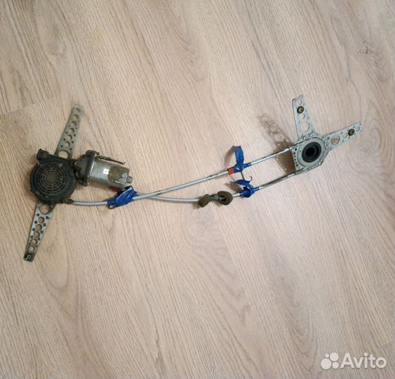 Стеклоподъемник audi 80