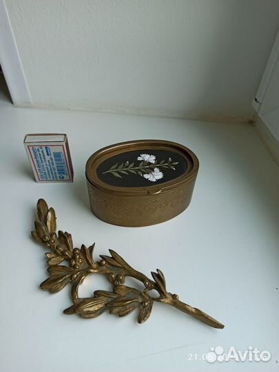 Предметы из металла разные