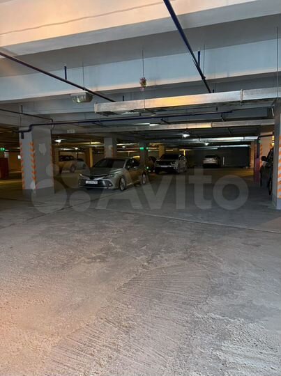 Машиноместо, 13 м²