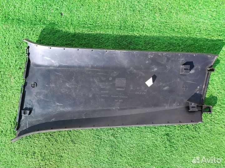 Накладка центральной стойки R Volkswagen Polo