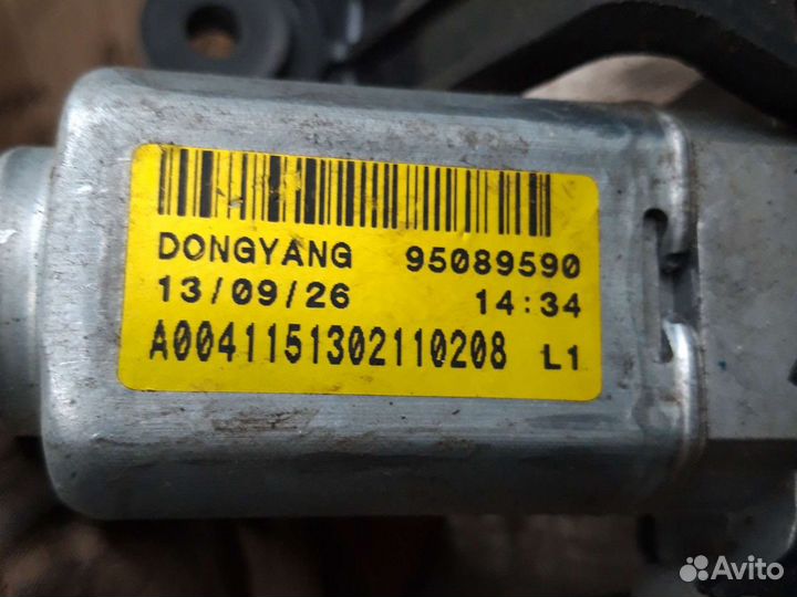 Моторчик заднего дворника Шевроле Круз