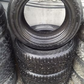 Nokian Tyres Hakkapeliitta 4 215/55 R16