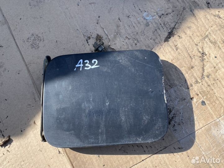 Лючок бензобака nissan cefiro a32