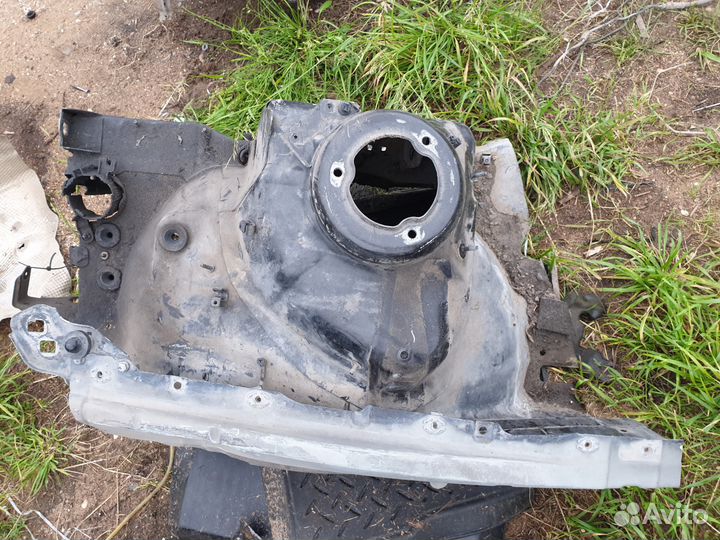 Лонжерон чашка передний левый mercedes s w220 220